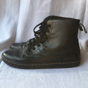Dr. Martens Leyton Bootie